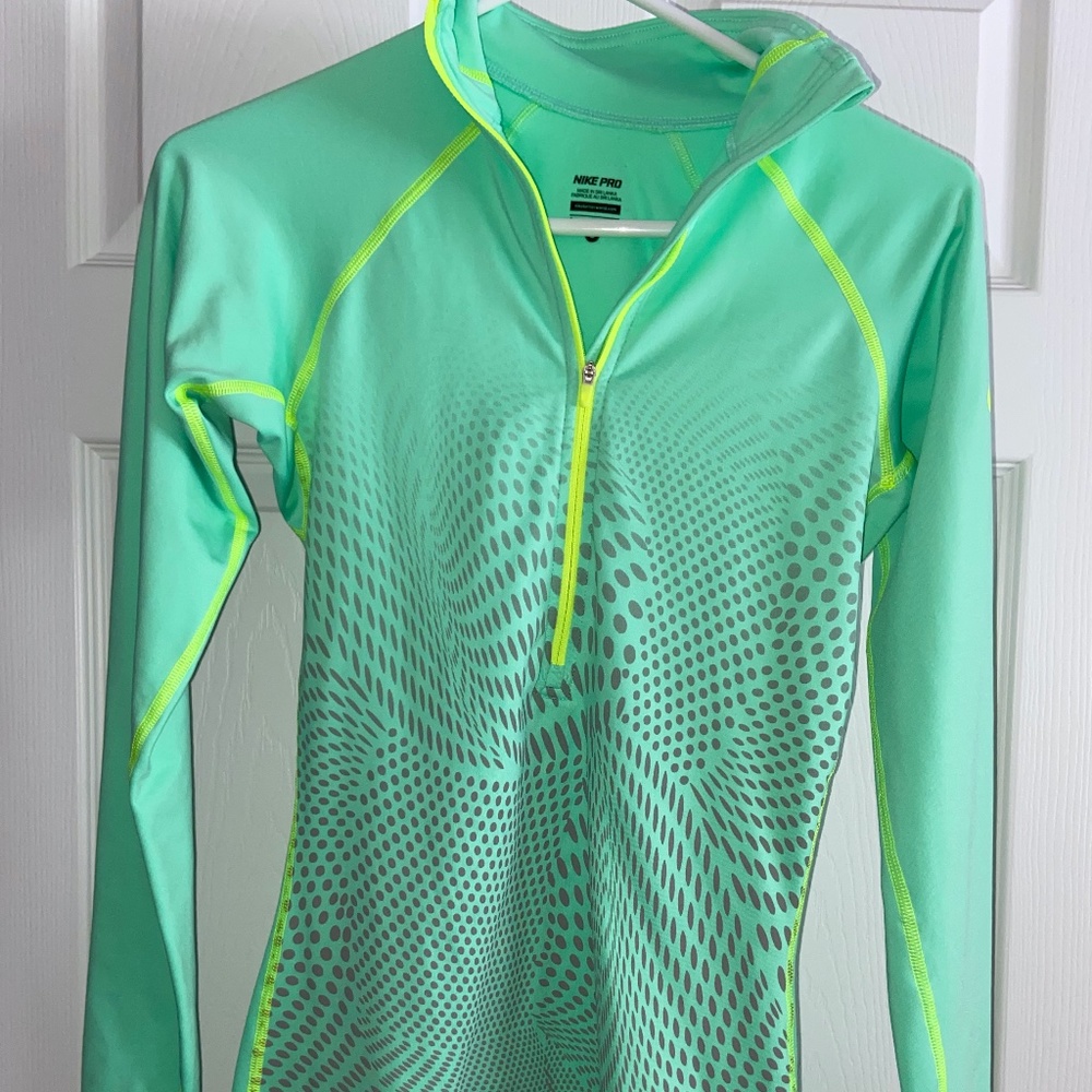 Nike Pro Drifit Quarterzip (S)